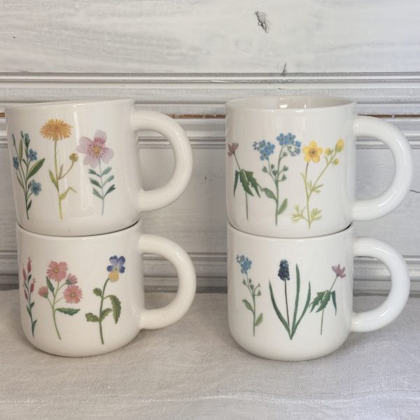 Set aus 6 Porzellantassen mit Blumen